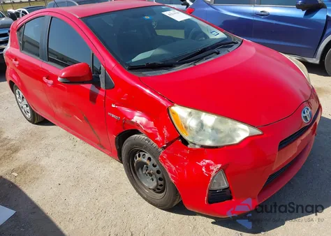 2012 Toyota Prius C Three from USA, damaged, VIN JTDKDTB36C1512060